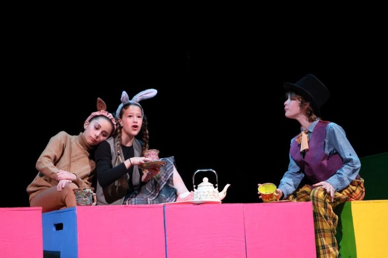 Review: ALICE @ WONDERLAND at Belz Theater Within The Orgel Family Performing Arts Center Review: ALICE @ WONDERLAND at Belz Theater Within The Orgel Family Performing Arts Center Image