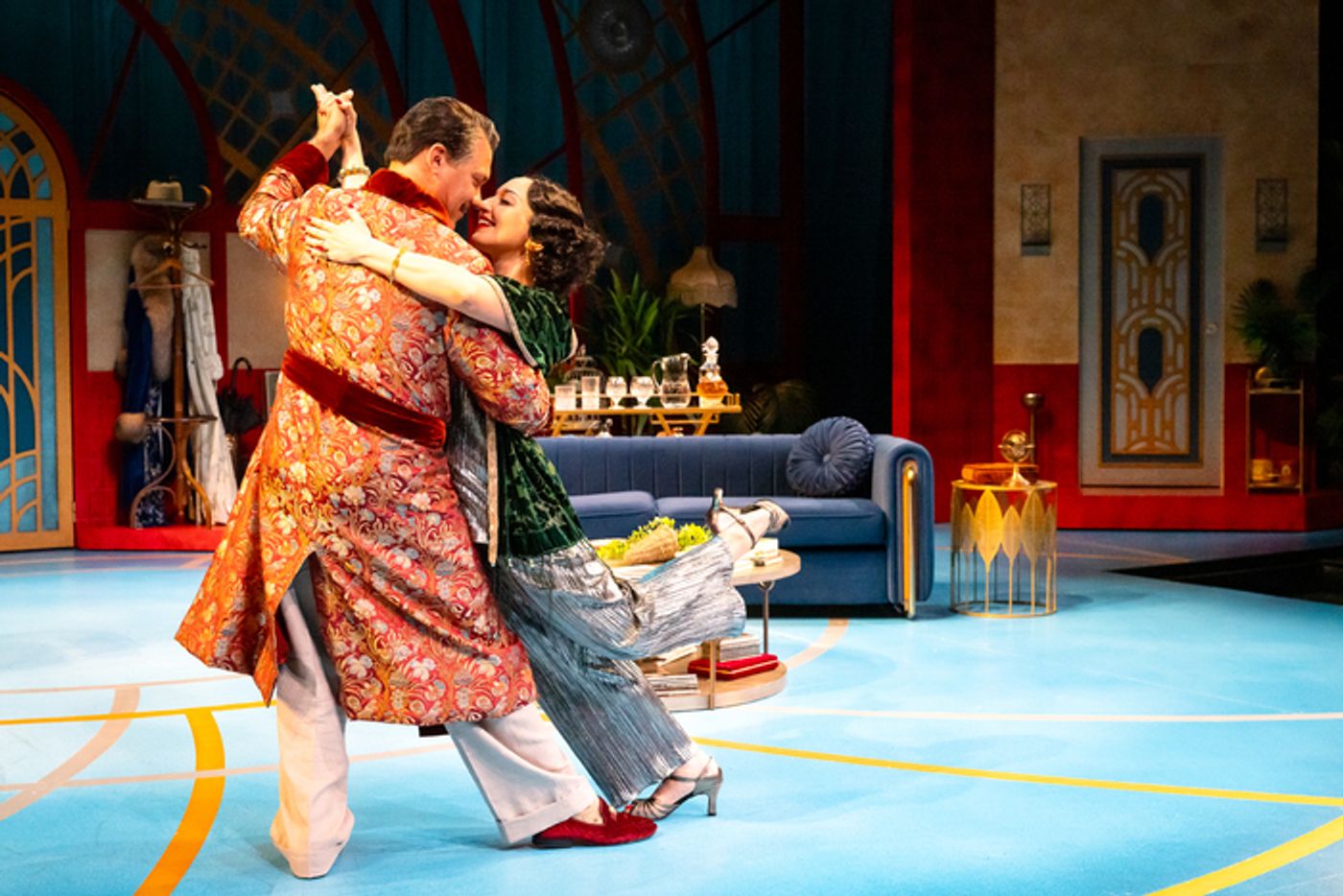 Photos: Noël Coward's PRIVATE LIVES at Alley Theatre Photos: Noël Coward's PRIVATE LIVES at Alley Theatre Image