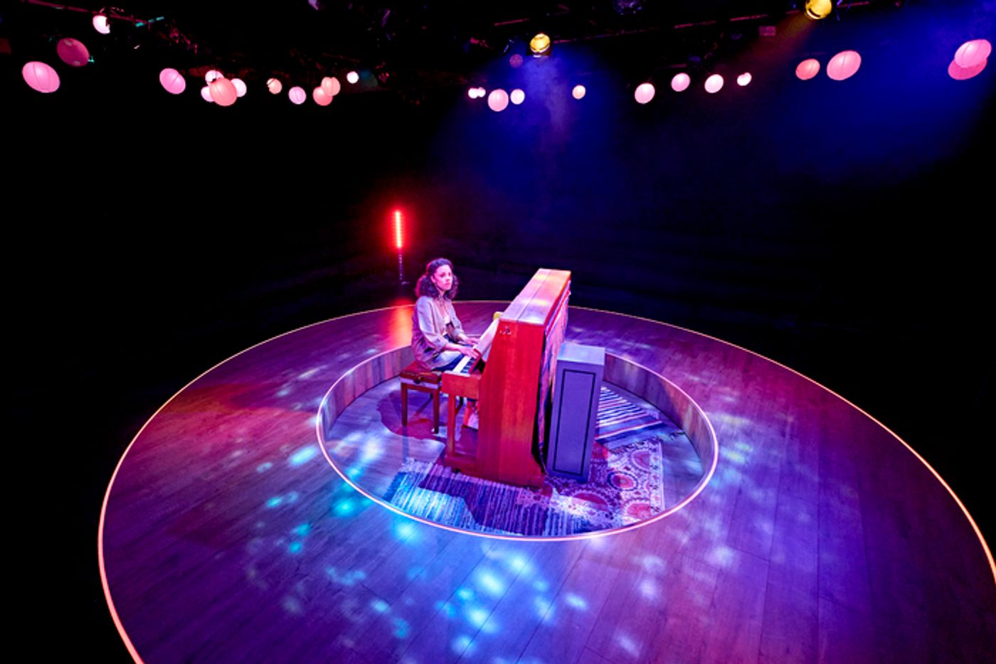 Photos: ELEPHANT at the Menier Chocolate Factory  Image