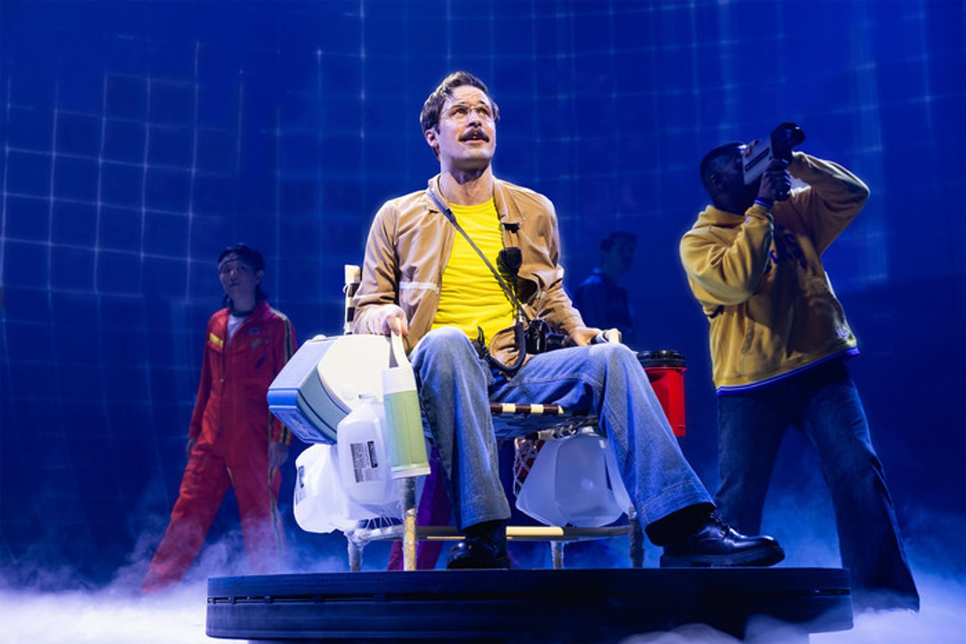 Photos: 42 BALLOONS North American Premiere at Chicago Shakespeare Theater  Image