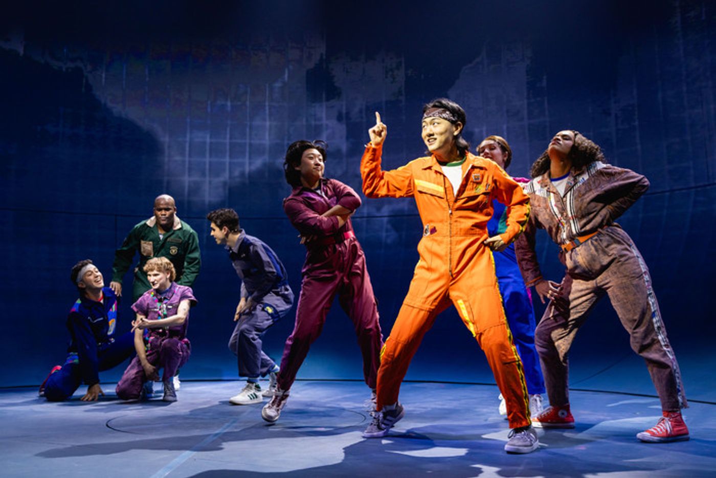 Photos: 42 BALLOONS North American Premiere at Chicago Shakespeare Theater  Image