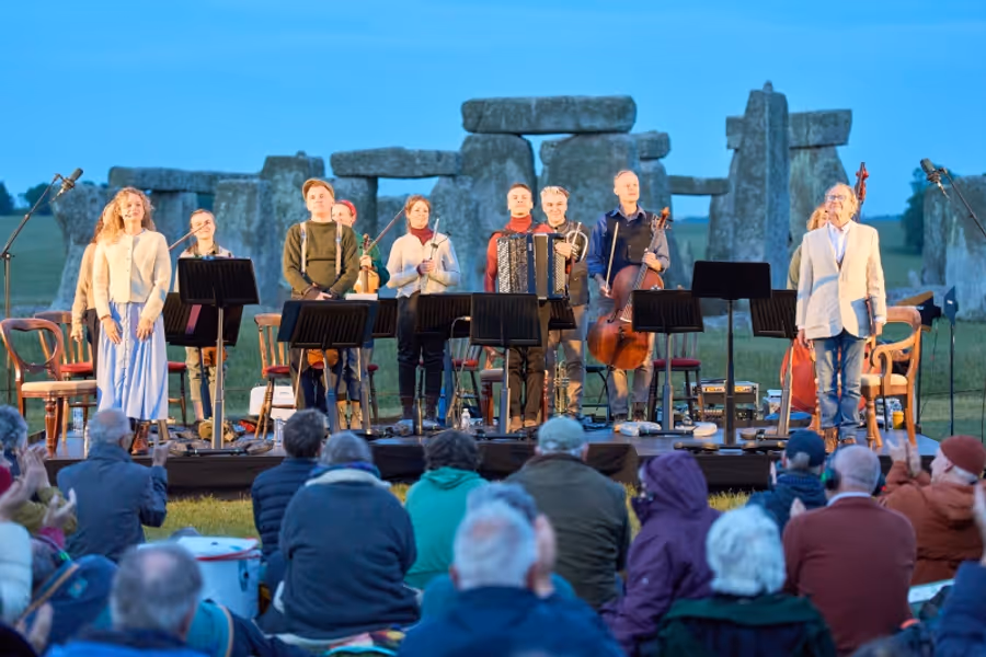 Review: A BEAUTIFUL THREAD: THOMAS HARDY IN WORDS AND MUSIC, Starring Anton Lesser Image