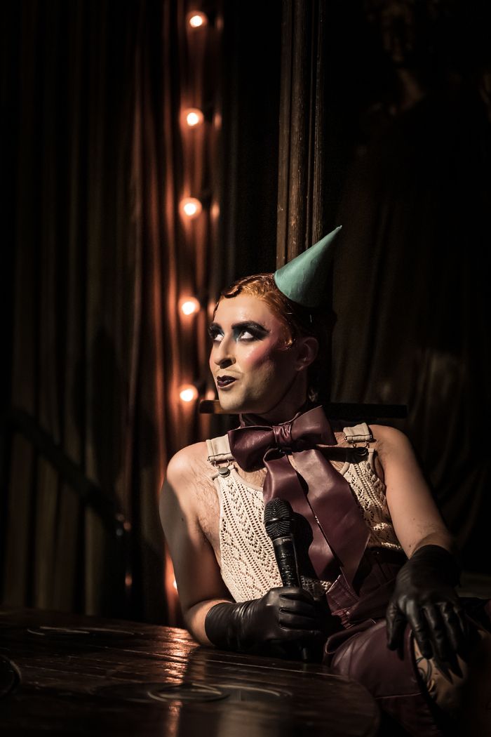 Photos: Rob Madge and Hannah Dodd in CABARET in London — photo 1 of 12