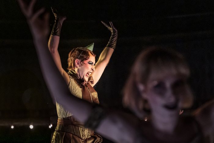 Photos: Rob Madge and Hannah Dodd in CABARET in London — photo 2 of 12