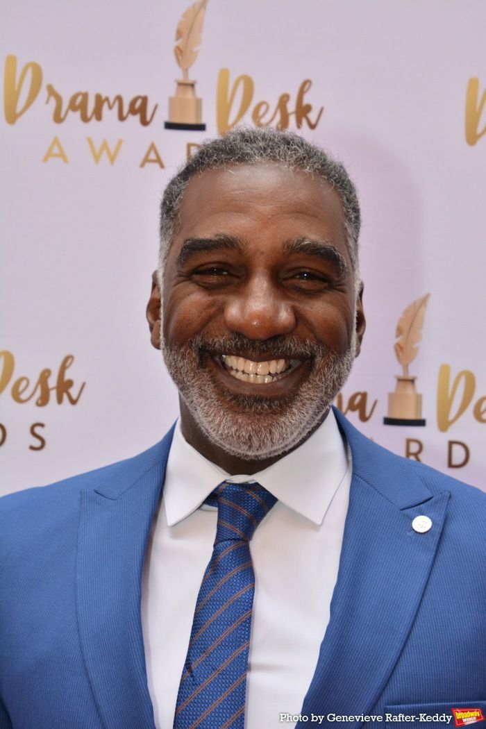 Photos: On the Red Carpet at the 2025 Drama Desk Awards  Image