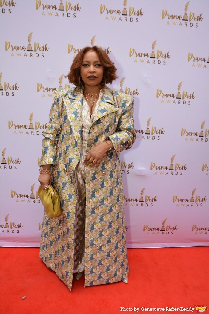 Photos: On the Red Carpet at the 2025 Drama Desk Awards  Image