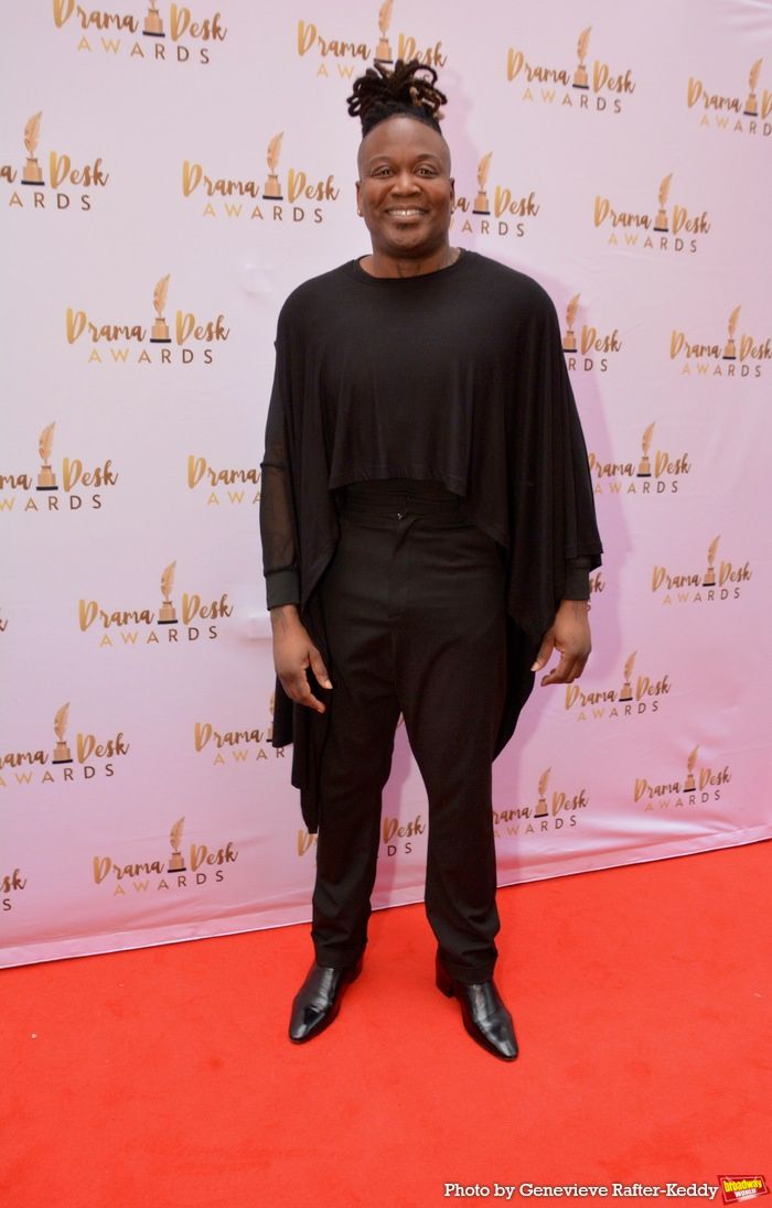 Photos: On the Red Carpet at the 2025 Drama Desk Awards  Image