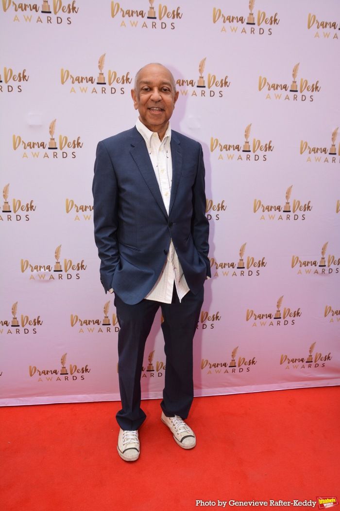 Photos: On the Red Carpet at the 2025 Drama Desk Awards  Image