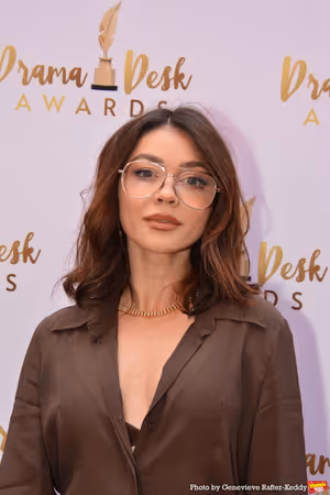Sarah Hyland Photo