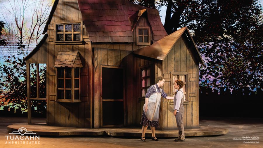 Photos: THE WIZARD OF OZ Now Playing at Tuacahn Image