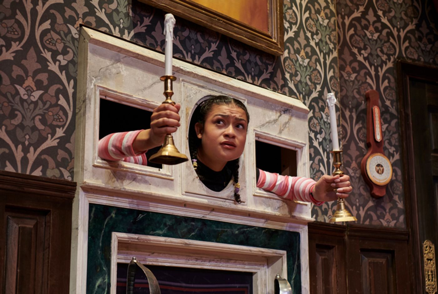 Photos: New Cast Joins THE PLAY THAT GOES WRONG in London  Image