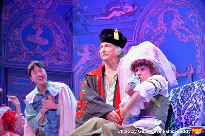Photos: THE IMAGINARY INVALID Opens at New World Stages  Image