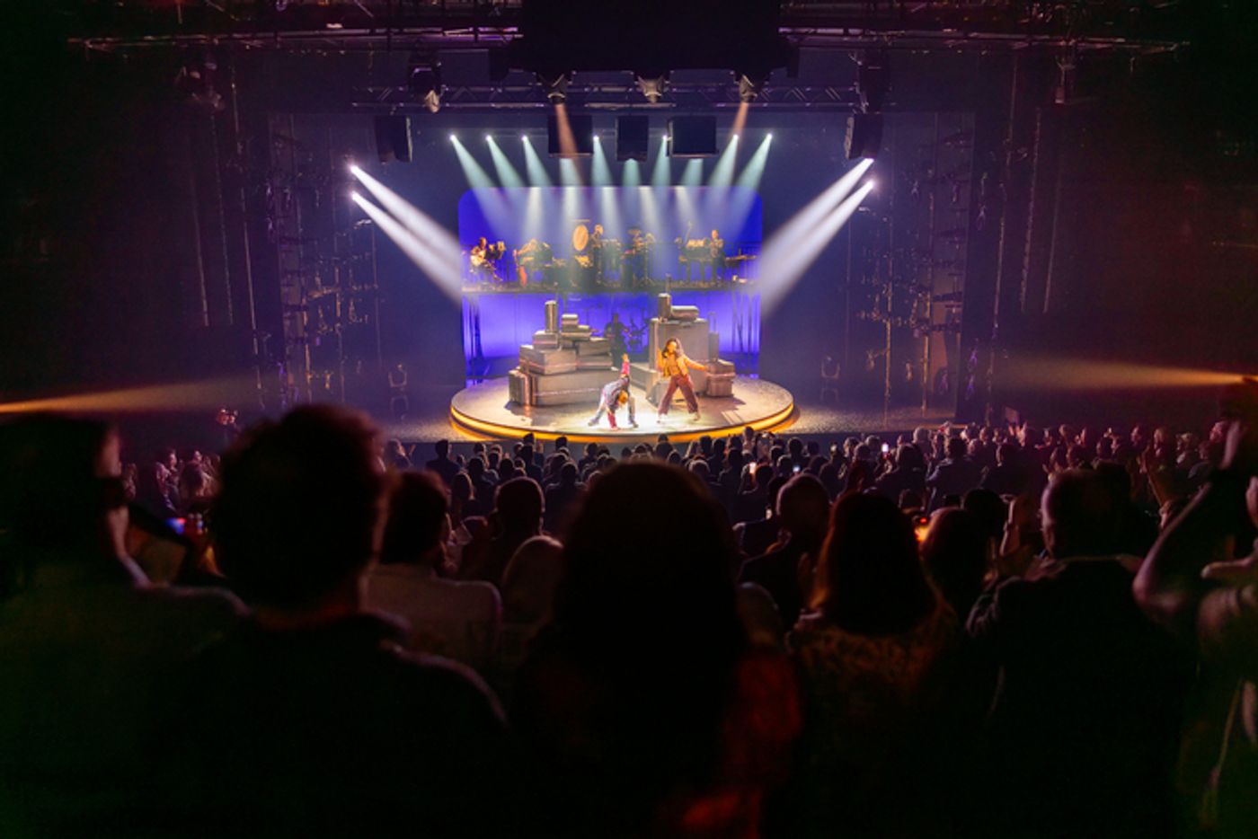 Photos: TWO STRANGERS (CARRY A CAKE ACROSS NEW YORK) Opens at A.R.T.  Image