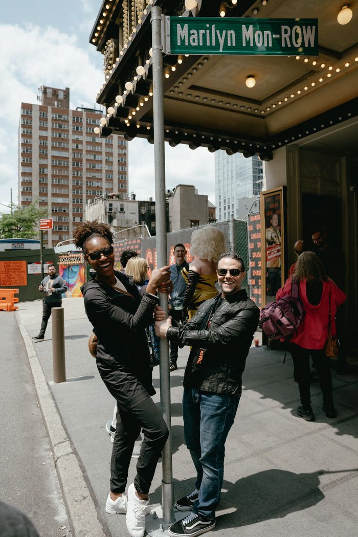 Photos: SMASH Cast Celebrates Marilyn Monroe's 99th Birthday — photo 7 of 13