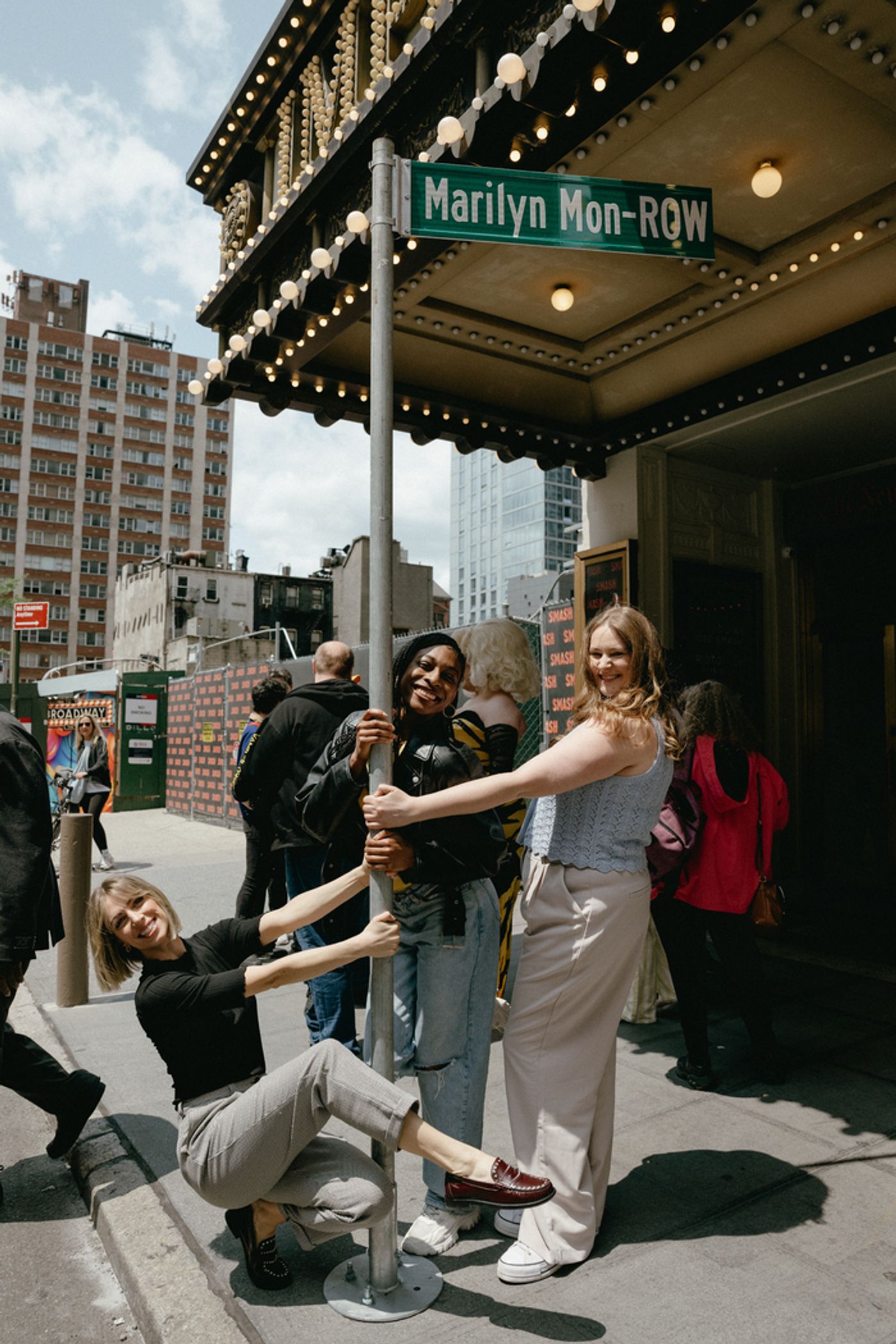 Photos: SMASH Cast Celebrates Marilyn Monroe's 99th Birthday  Image