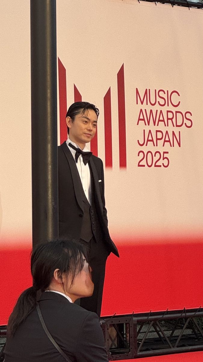 インタビュー：日本版グラミー賞”MAJ”レカペ写真大公開！スターたちの素顔 ー 中島健人にサングラスを外した平野紫耀も  Image