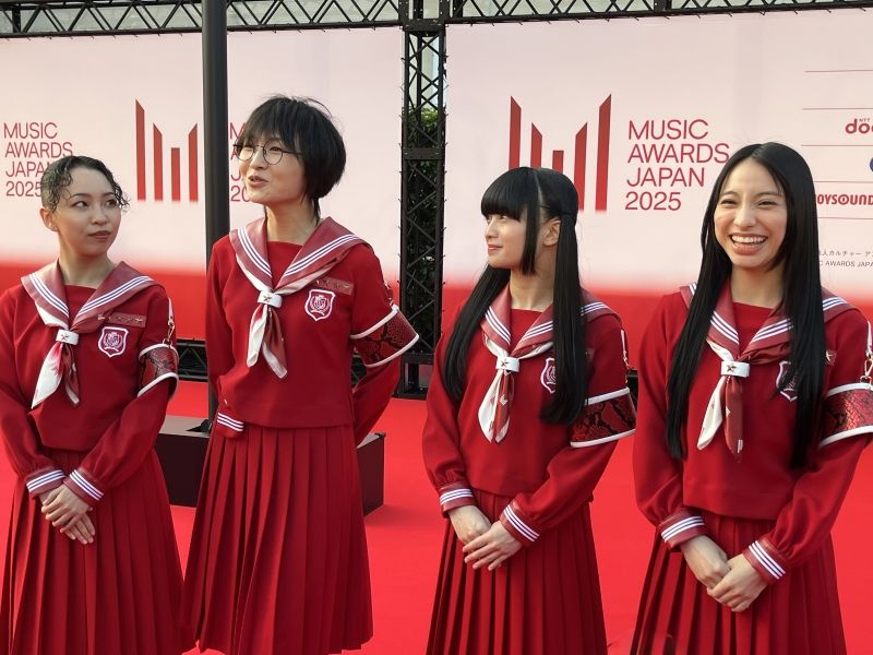 インタビュー：日本版グラミー賞”MAJ”レカペ写真大公開！スターたちの素顔 ー 中島健人にサングラスを外した平野紫耀も  Image