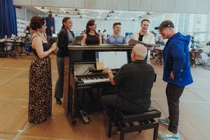 Holly Ann Butler, Cameron Monroe Thomas, Kathy Voytko, Danny Gardner, Javier Ignacio, Photo