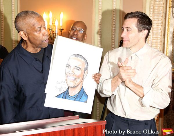 Denzel Washington and Jake Gyllenhaal  Photo