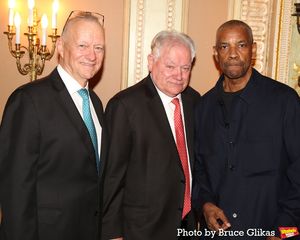 Sardi's Max Klimavicius, Robert E. Wankel, Denzel Washington Photo