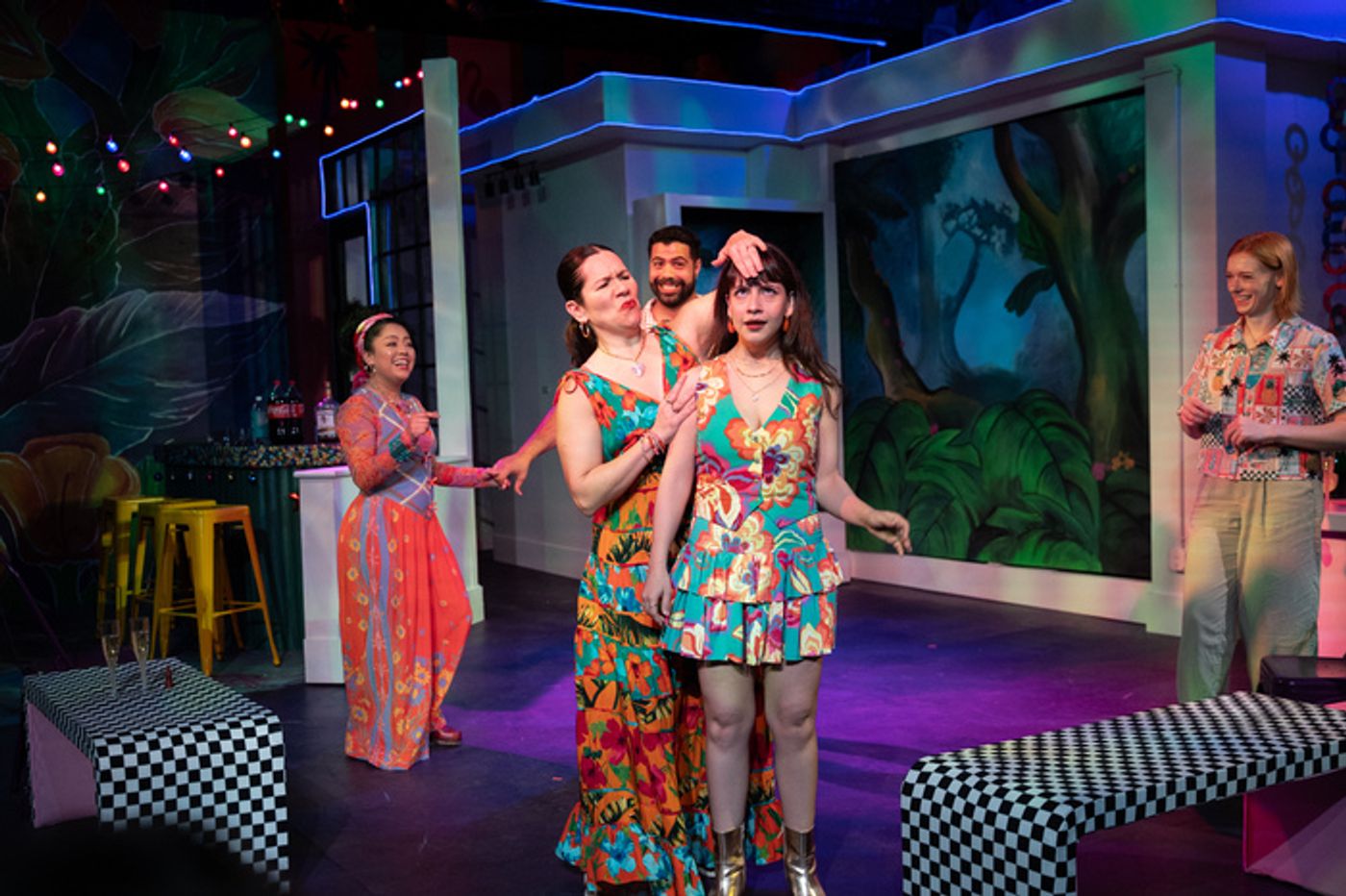 Photos: Horizon Theatre Company Presents LAUGHS IN SPANISH Photos: Horizon Theatre Company Presents LAUGHS IN SPANISH Image