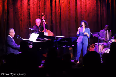Billy Stritch, Pat O''Leary, Gabrielle Stravelli, Mark McLean Photo