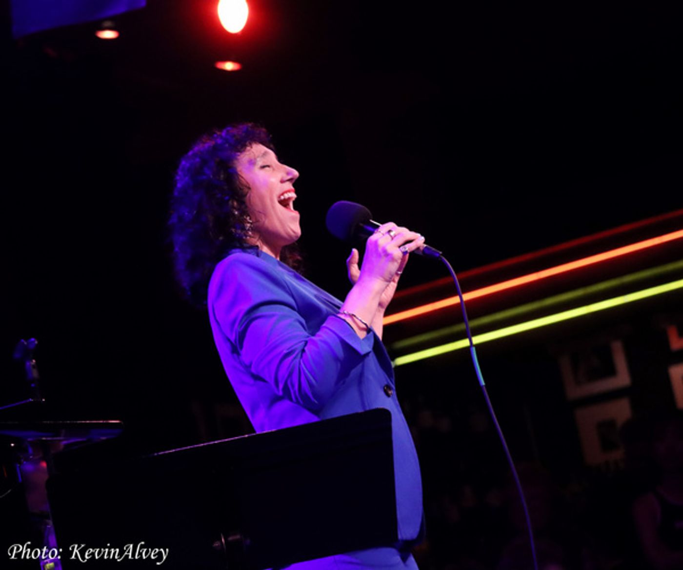 Photos: Gabrielle Stravelli And Billy Stritch Bring Genre-Spanning CLOSE TO YOU To Birdland  Image