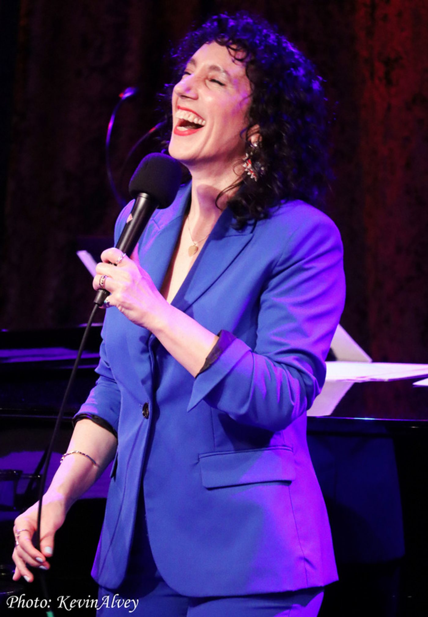 Photos: Gabrielle Stravelli And Billy Stritch Bring Genre-Spanning CLOSE TO YOU To Birdland  Image