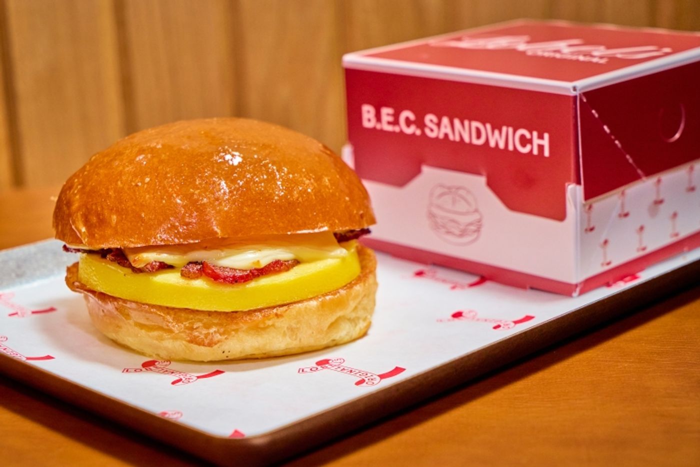 LOBEL'S ORIGINAL Debuts at Rockefeller Center to the Delight of Guests LOBEL'S ORIGINAL Debuts at Rockefeller Center to the Delight of Guests Image