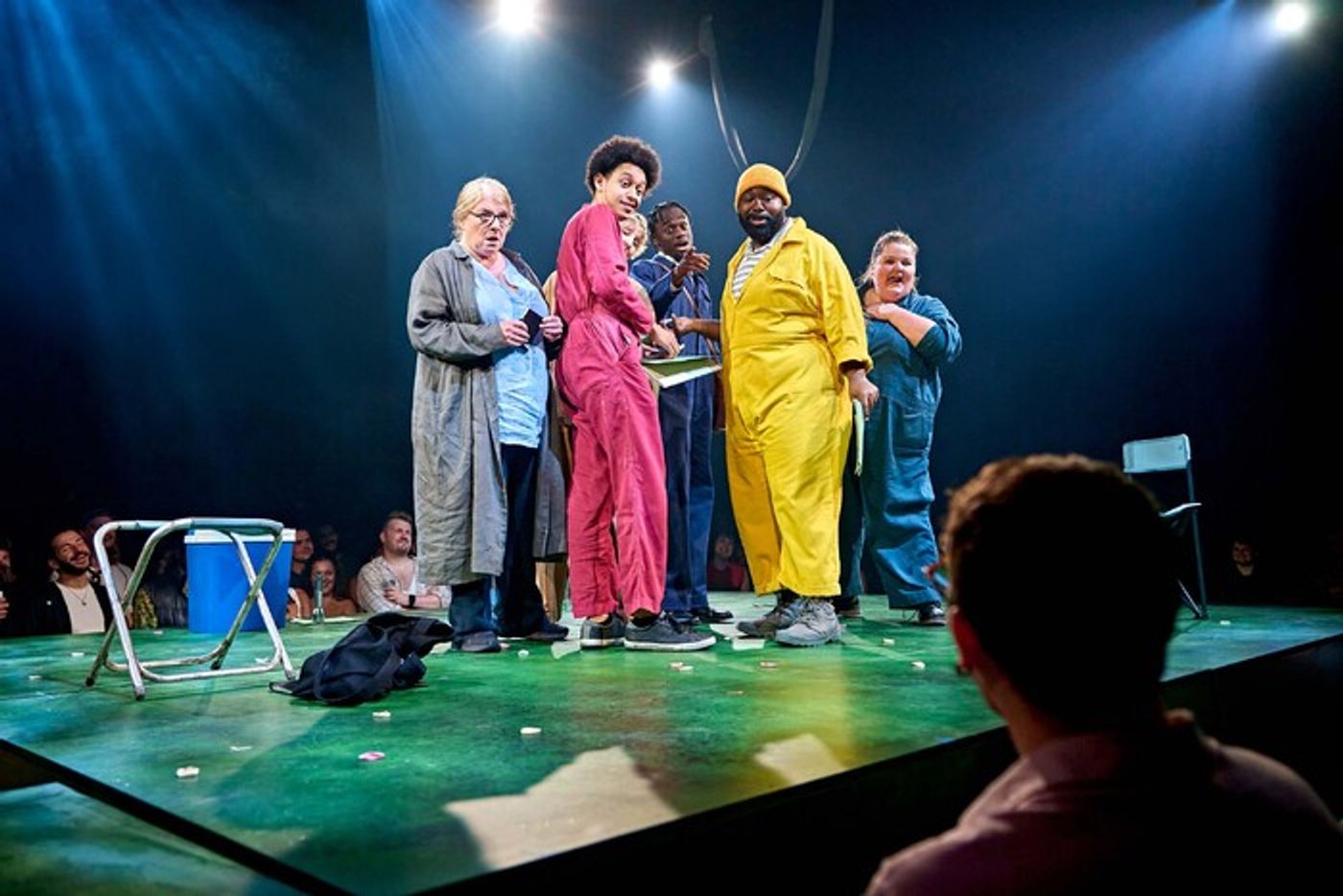 Photos: A MIDSUMMER NIGHT'S DREAM at the Bridge Theatre  Image