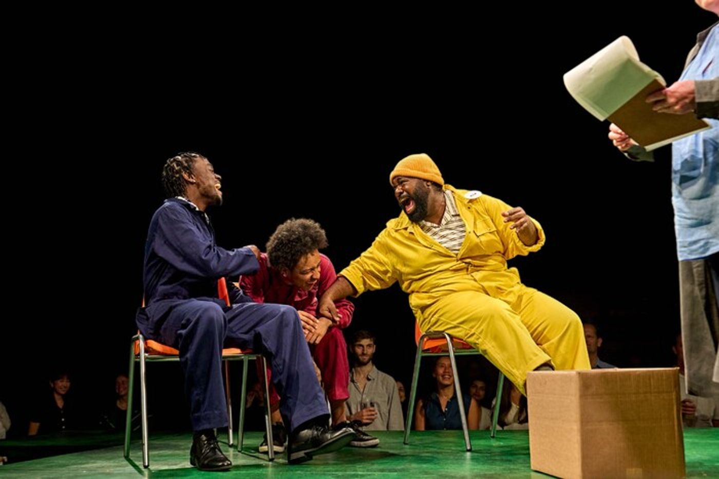 Photos: A MIDSUMMER NIGHT'S DREAM at the Bridge Theatre  Image
