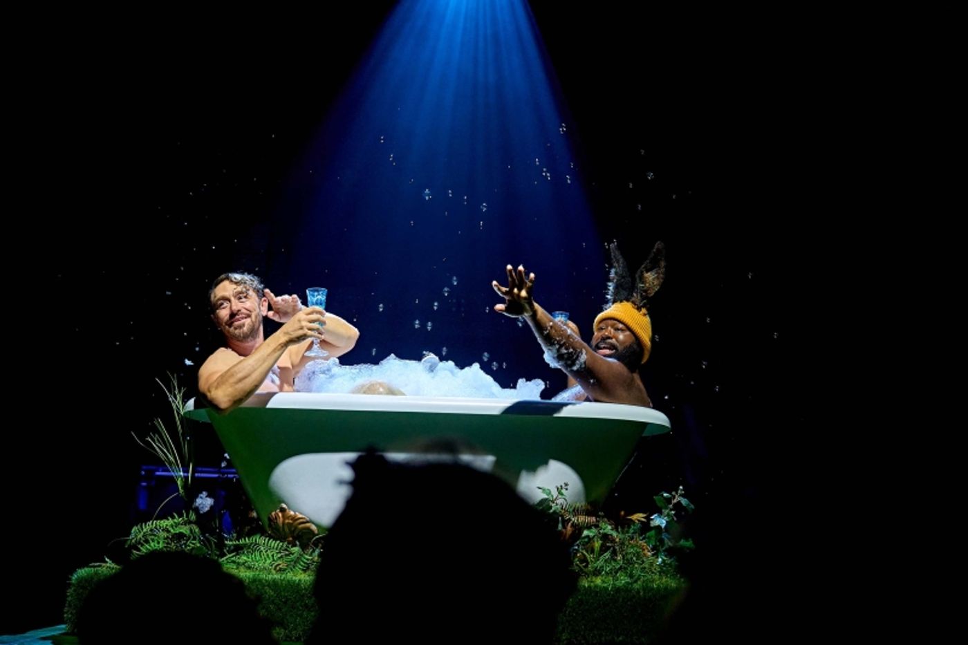 Review: A MIDSUMMER NIGHT’S DREAM, Bridge Theatre  Image