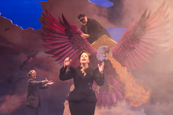 Jennifer Smith, Jennifer Regan, Jason O’Connell Photo