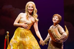 Sierra Boggess, Aerina Park DeBoer Photo