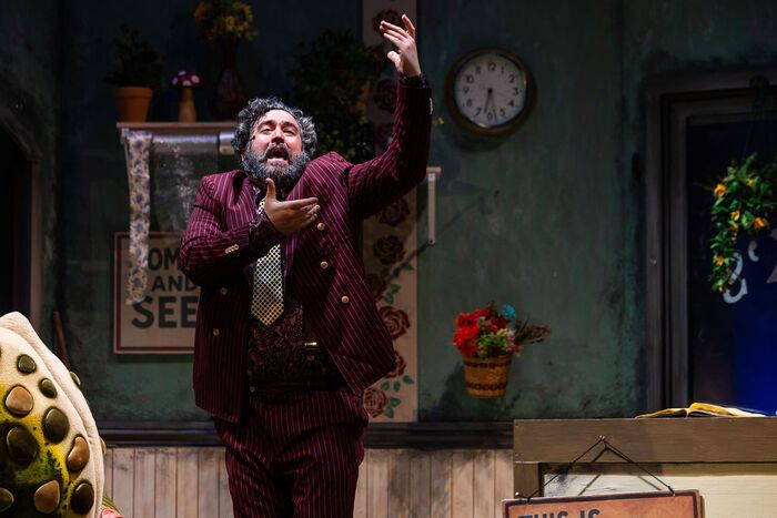 Photos: LITTLE SHOP OF HORRORS At Greater Boston Stage Company — photo 12 of 23