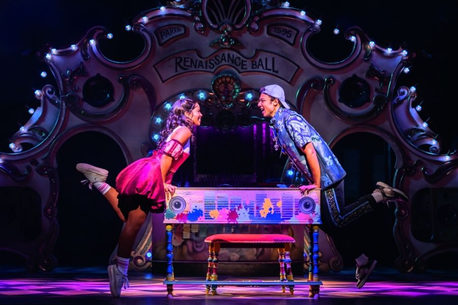 Interview: Oliver Edward of & JULIET at Stage Operettenhaus Hamburg  Image