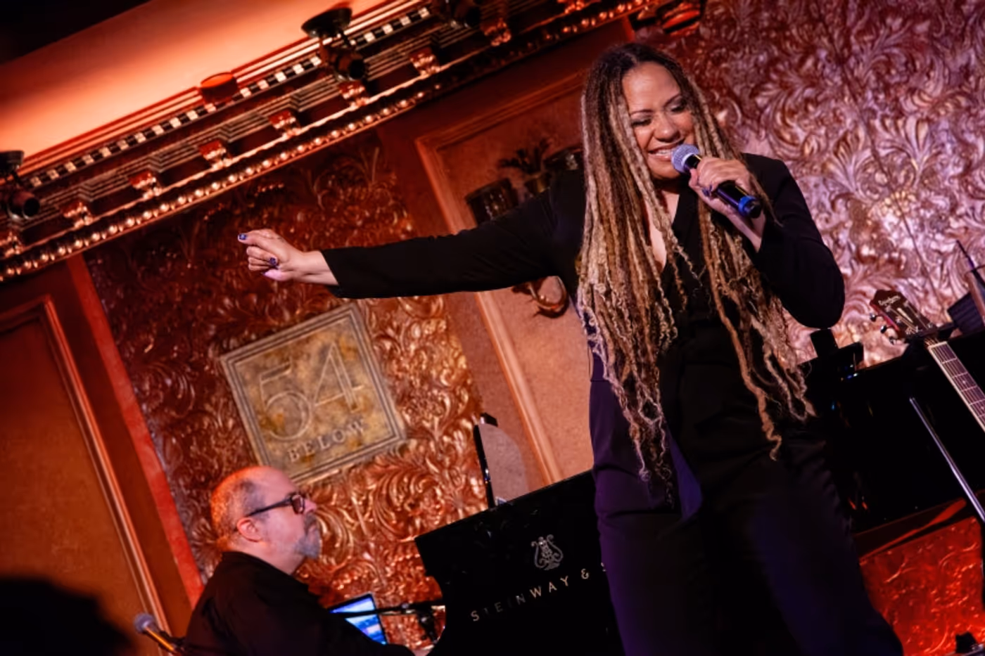 Review: TRACIE THOMS Burns Down The Basement At Return To 54 Below  Image