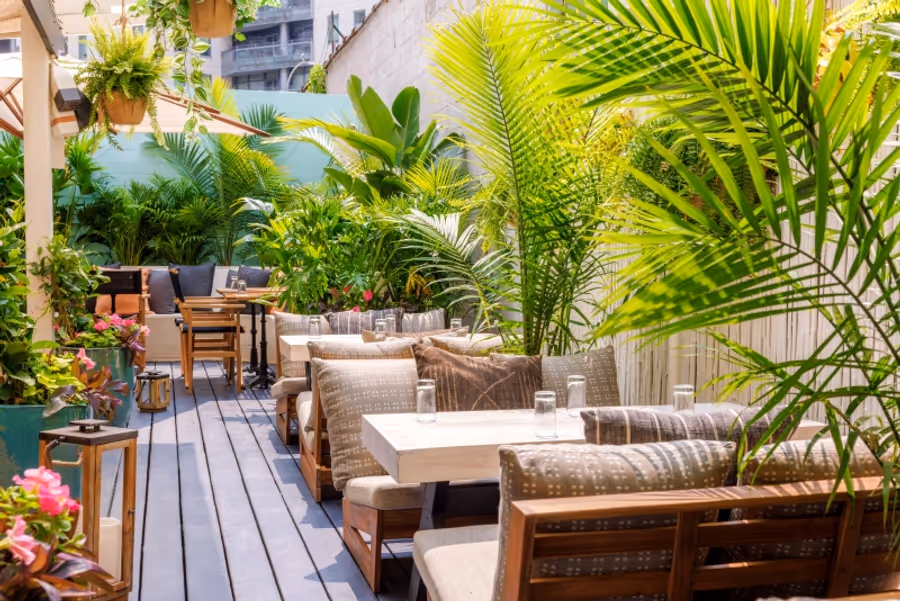 GILLIGAN’S-A Wonderful Seasonal Destination in SoHo with All-Out Summer Vibes Image