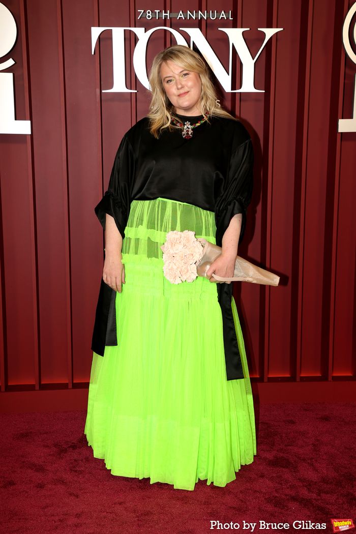 Photos: 2025 Tony Awards- Stars Walk the Red Carpet — photo 421 of 504