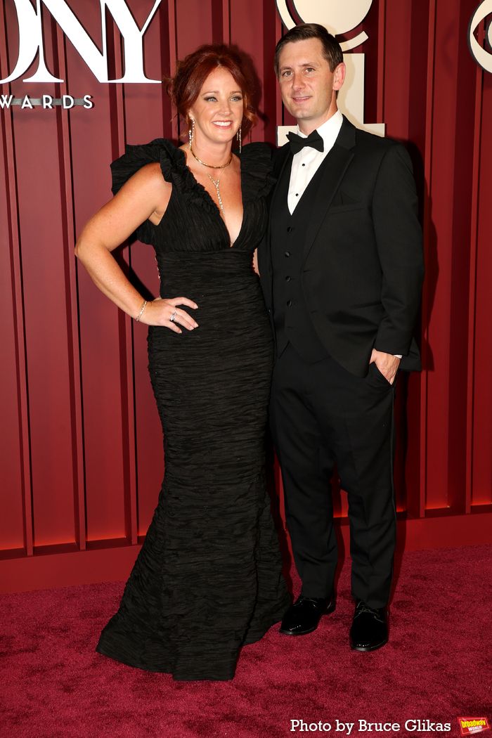 Photos: 2025 Tony Awards- Stars Walk the Red Carpet — photo 425 of 504