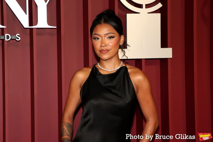 Photos: 2025 Tony Awards- Stars Walk the Red Carpet — photo 426 of 504