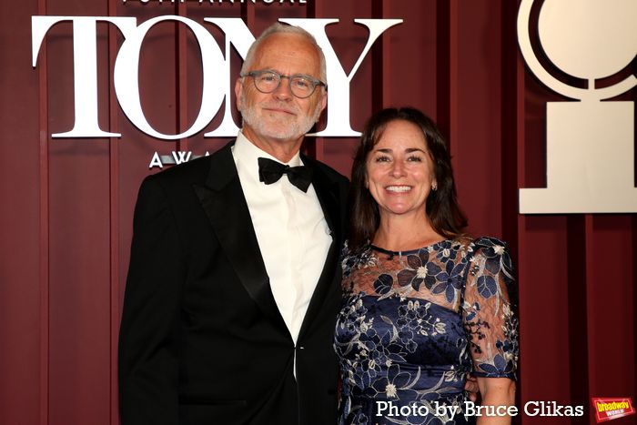 Photos: 2025 Tony Awards- Stars Walk the Red Carpet — photo 448 of 504