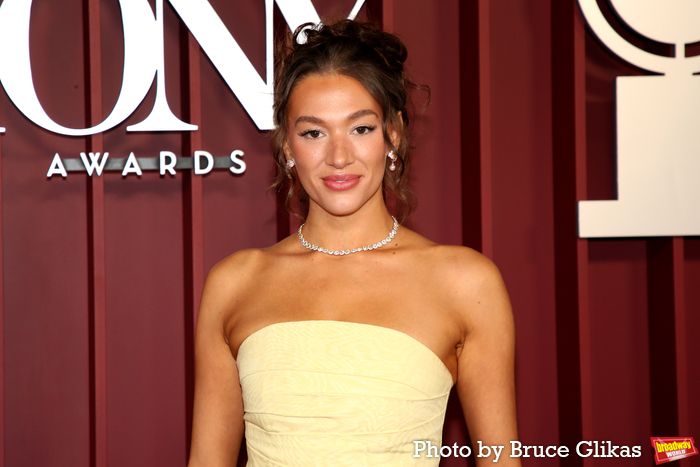 Photos: 2025 Tony Awards- Stars Walk the Red Carpet — photo 459 of 504