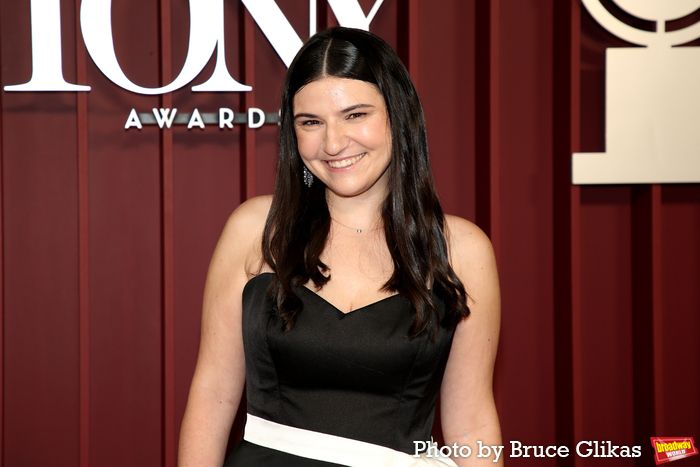 Photos: 2025 Tony Awards- Stars Walk the Red Carpet — photo 463 of 504
