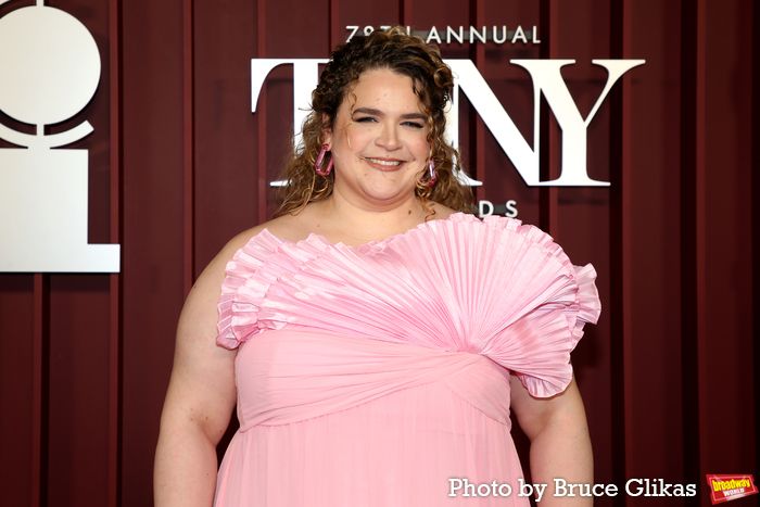 Photos: 2025 Tony Awards- Stars Walk the Red Carpet — photo 483 of 504