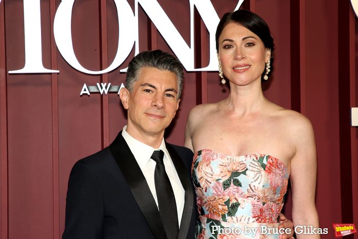 Photos: 2025 Tony Awards- Stars Walk the Red Carpet — photo 489 of 504