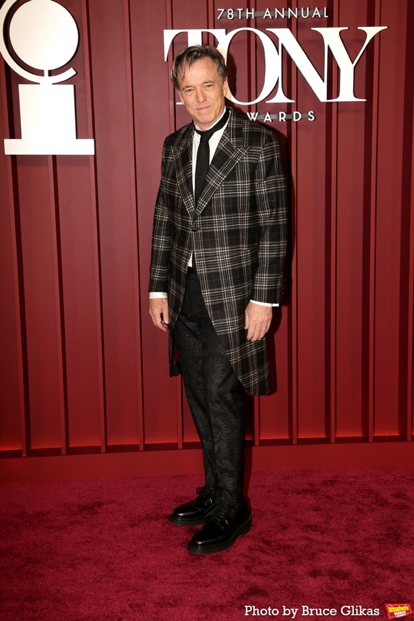 Photos: 2025 Tony Awards- Stars Walk the Red Carpet  Image
