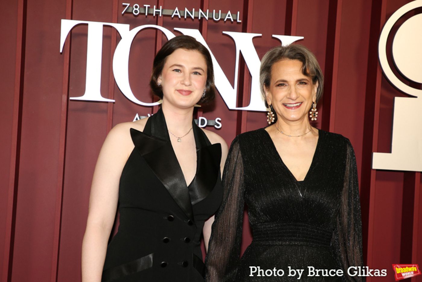 Photos: 2025 Tony Awards- Stars Walk the Red Carpet  Image