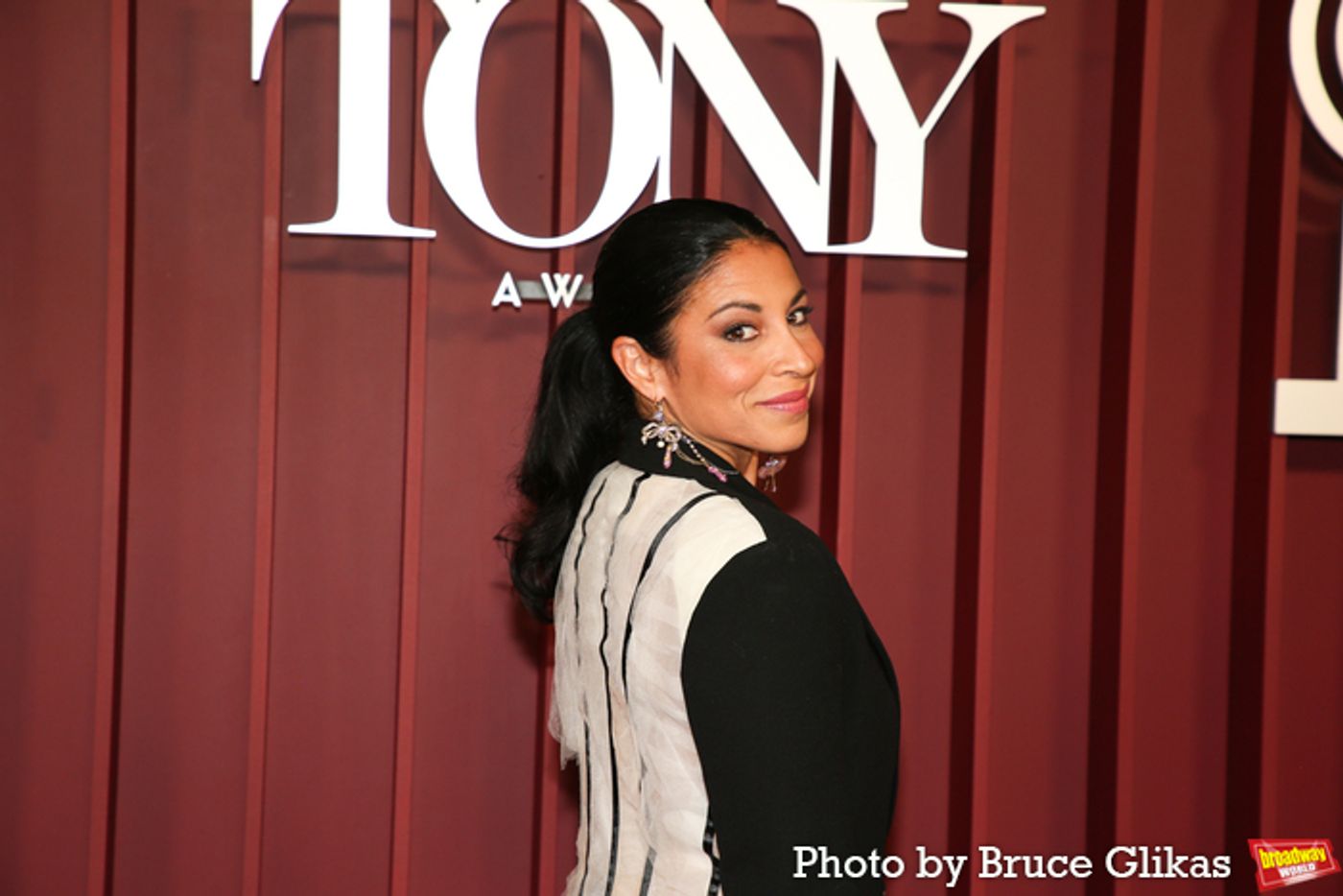 Photos: 2025 Tony Awards- Stars Walk the Red Carpet  Image