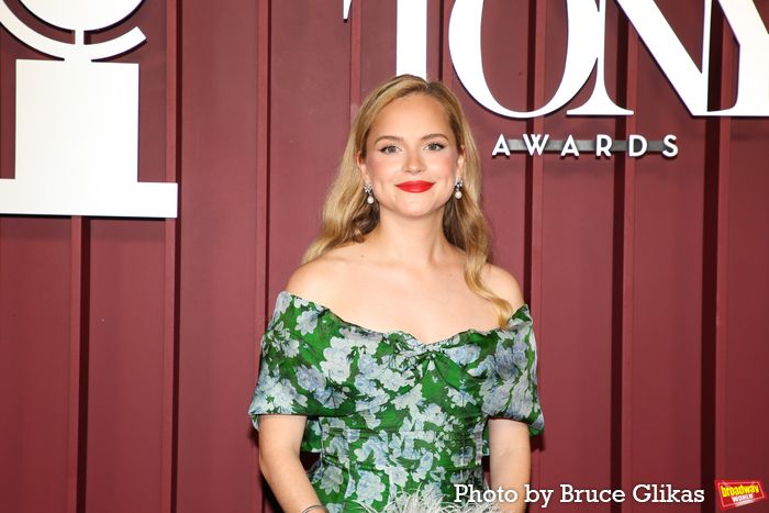 Photos: 2025 Tony Awards- Stars Walk the Red Carpet — photo 315 of 504